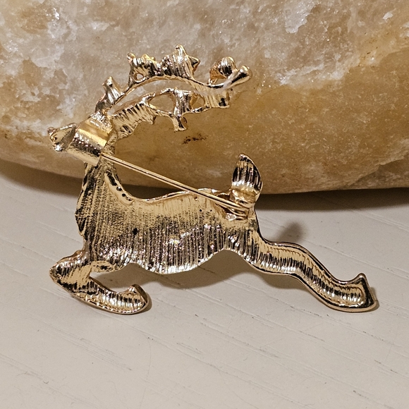 Sparkling Rhinestones / Crystals Deer Brooch - Picture 2 of 4